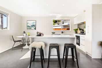 7a Taipari Road, Te Atatu Peninsula