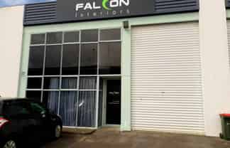 FUNCTIONAL INDUSTRIAL SPACE