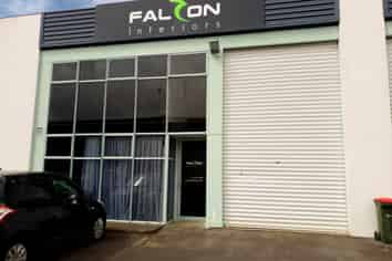 FUNCTIONAL INDUSTRIAL SPACE