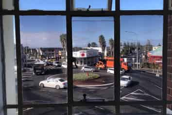 High Profile on Royal Oak Roundabout!