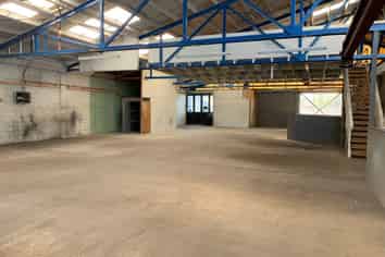 CBD Fringe Industrial + Large Yard