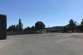 Prime Corner, Prime Exposure - For Lease