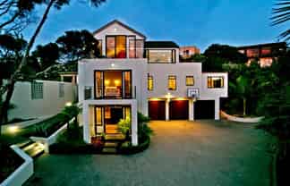 16 Mayall Avenue, Beach Haven