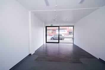 ENTRY LEVEL OWNER-OCCUPIER OR INVESTMENT