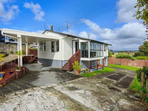 20B Moffat Road, Red Beach