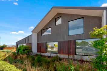 126m2* Office Space in Lincoln