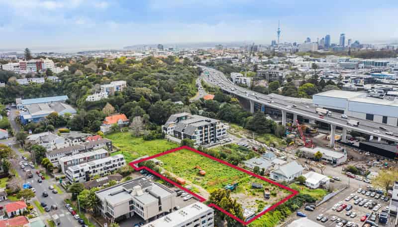 13 Alpers Avenue, Epsom