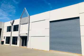 Priced Reduced! Workshop / Warehouse / Office