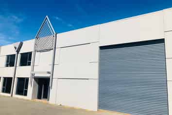 Handy Workshop / Warehouse / Unit