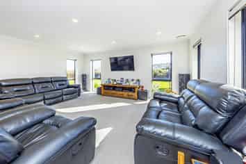 Auckland - Address withheld