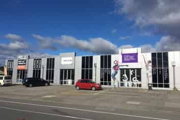 Very Large Leisure Facility