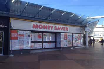 Wide Retail Frontage. Deep Shop