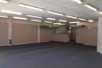 Wide Retail Frontage. Deep Shop