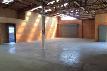 Large Commercial Building For Lease or Sale