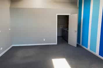 Office/Showroom with Workshop for Lease