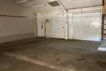 Office/Showroom with Workshop for Lease