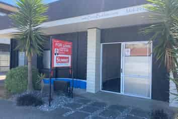 Office/Showroom with Workshop for Lease