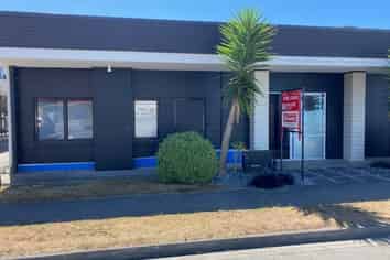 Office/Showroom with Workshop for Lease