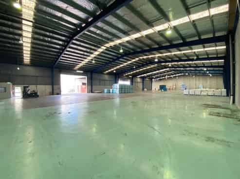 HQ facility with secure yard 