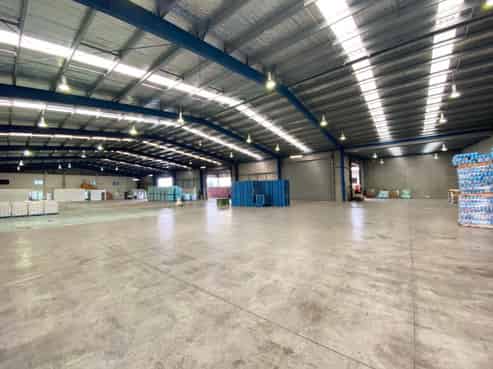 HQ facility with secure yard 