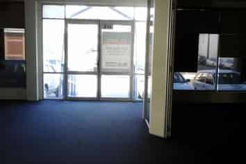 Office/showroom/Warehouse in Petone.