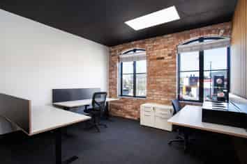 Stylish Office; Ready to Occupy