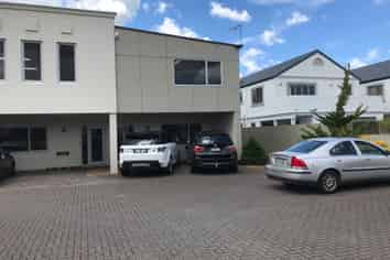 OWNER OCCUPIER/INVESTOR OFFICE OPPORTUNITY