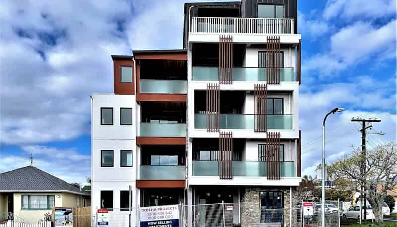 402/2A Truro Road, Sandringham