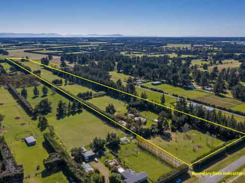 300 Two Chain Road, Burnham