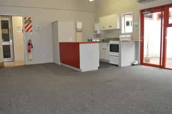 Affordable Open Plan Office + 11 c/p