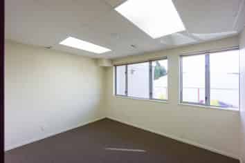 Modern Office Space FOR LEASE