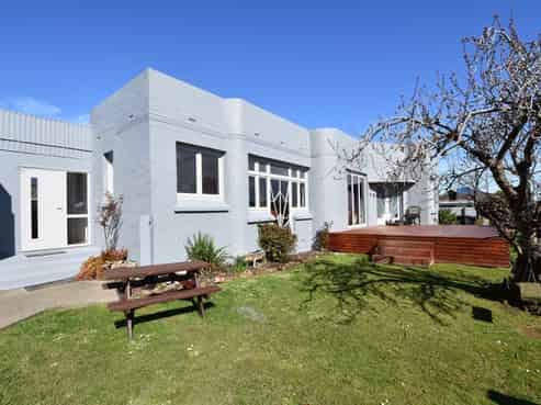 49 Dome Street, Newfield