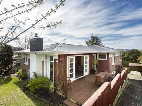 94 Centennial Avenue, Helensburgh