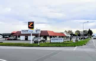 Bar, Restaurant, accommodation 