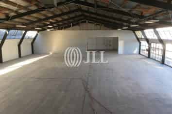 Industrial / warehouse with yard