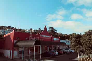 Large format Johnsonville