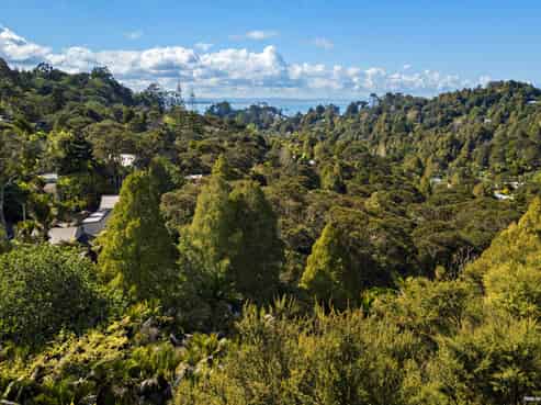 25 Warner Park Avenue, Laingholm