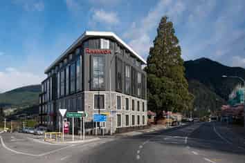 Hotel / apartment investment opportunity