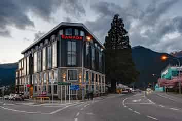 Hotel / apartment investment opportunity