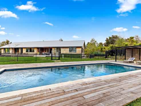 2 Tamahunga Drive, Matakana