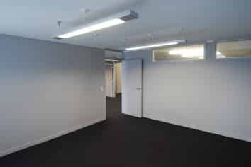 Tidy St Lukes Office/Showroom