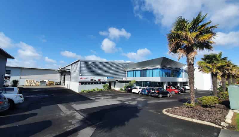 11 Saturn Place, Rosedale