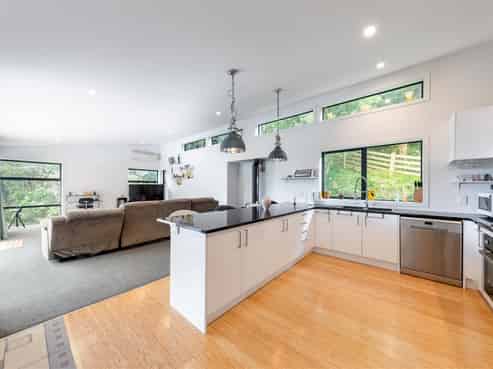 78 Howard Road, Point Howard, Eastbourne