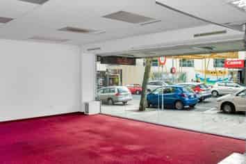 Office, retail or Pop-up shop