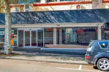 Office, retail or Pop-up shop