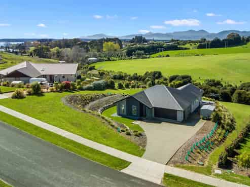 134 Ridgeview Road, Redwood Valley