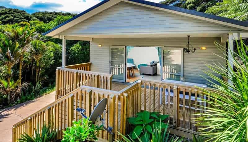 32A Waiheke Road, Onetangi