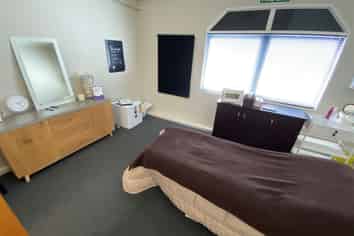 Refurbished Office with Car Parks