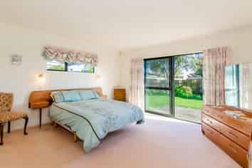 76 Parata St, Waikanae