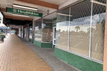 Retail Site with High Foot Traffic!